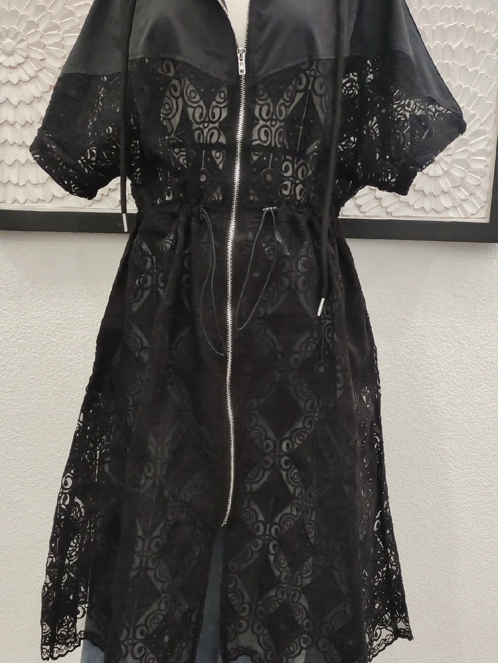 Boho Black Lace Cinch Waist Zip-Front Duster - Picture 4 of 9